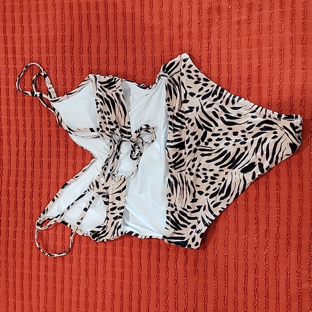 SOLD - Picture 2 of 3